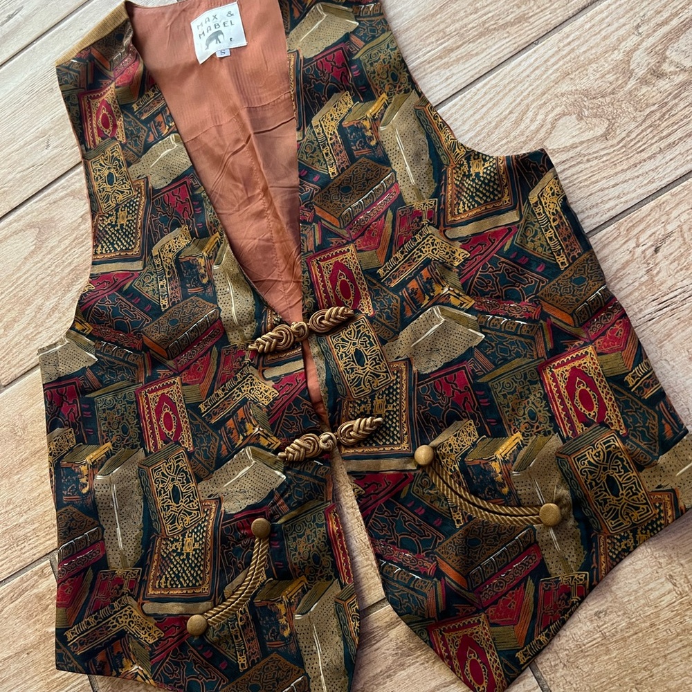 Vintage Max & Mabel library books vest size small